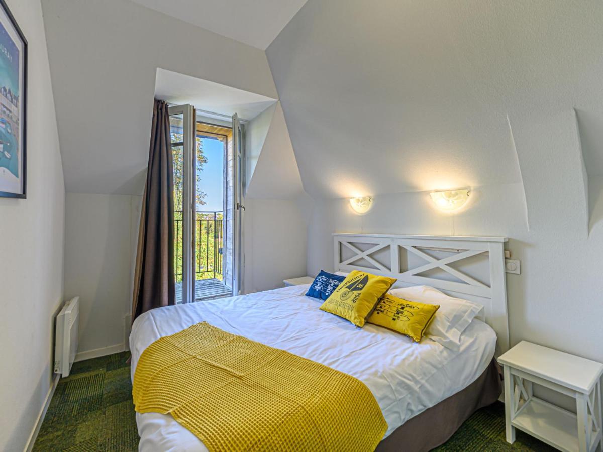 Apartment Chateau De Kergonano-2 By Interhome Baden Exterior foto